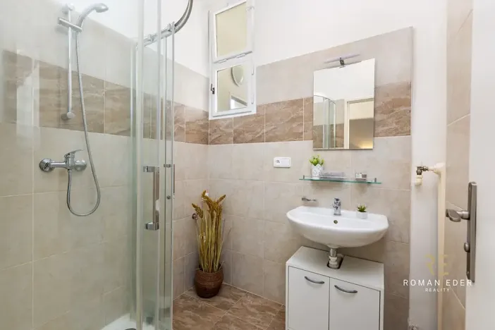 Prodej vícegeneračního domu, Praha - Liboc, Hostouňská, 278 m2