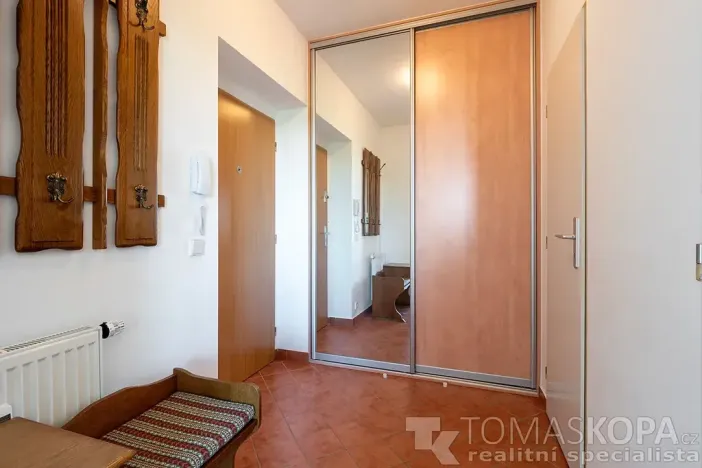 Pronájem bytu 1+kk, Odolena Voda, Pod Tvrzí, 42 m2