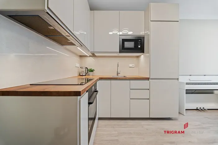 Prodej bytu 2+kk, Praha - Dolní Měcholupy, Honzíkova, 54 m2
