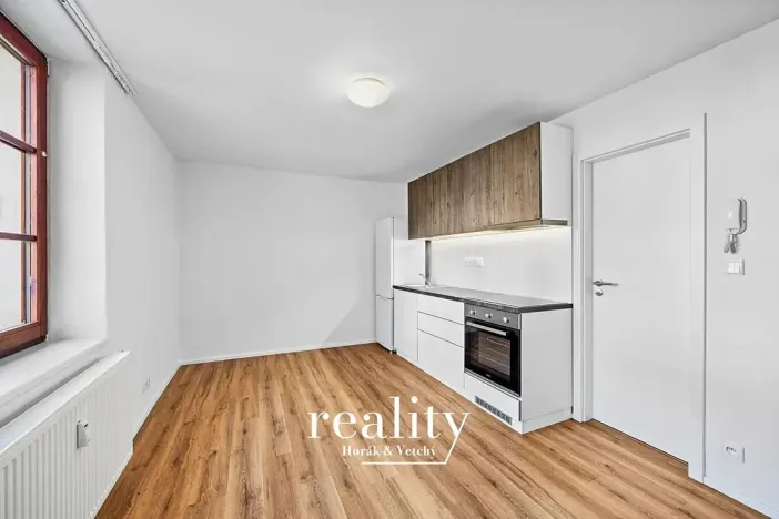 Pronájem bytu 2+kk, Znojmo, Dolní Česká, 50 m2