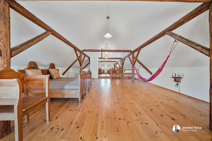 Prodej rodinného domu, Střevač, 226 m2