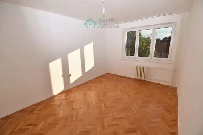 Pronájem bytu 2+1, Chrudim, B. Martinů, 53 m2