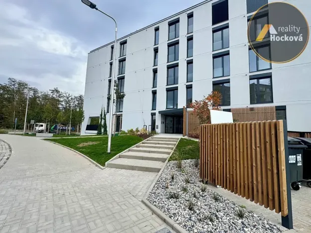 Pronájem bytu 2+kk, Kladno, Engerth, 59 m2