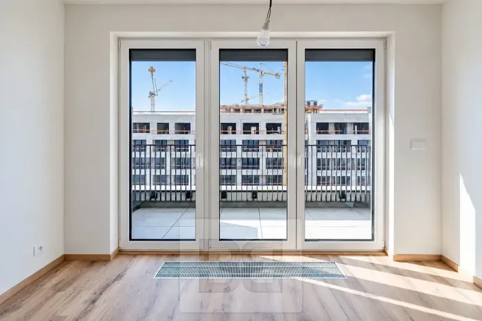 Pronájem bytu 1+kk, Praha - Hloubětín, Poděbradská, 32 m2