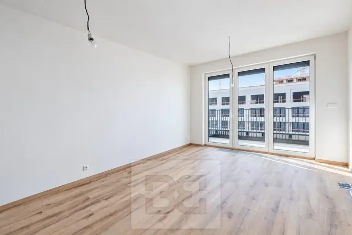 Pronájem bytu 1+kk, Praha - Hloubětín, Poděbradská, 32 m2