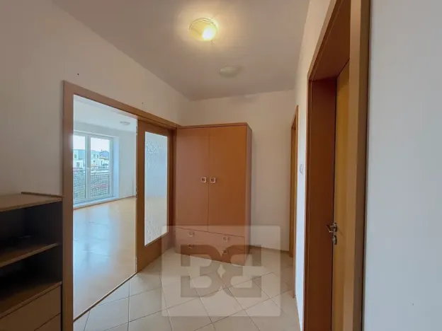 Pronájem bytu 2+kk, Strančice, K Pískovně, 52 m2
