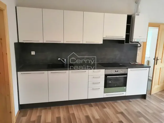 Pronájem bytu 2+kk, Pardubice, Okružní, 46 m2