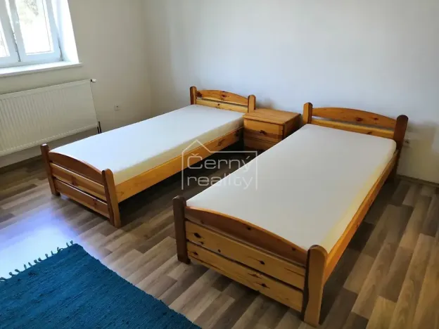 Pronájem bytu 2+kk, Pardubice, Okružní, 46 m2