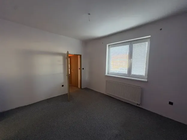 Prodej bytu 3+1, Jičín, Hradecká, 63 m2