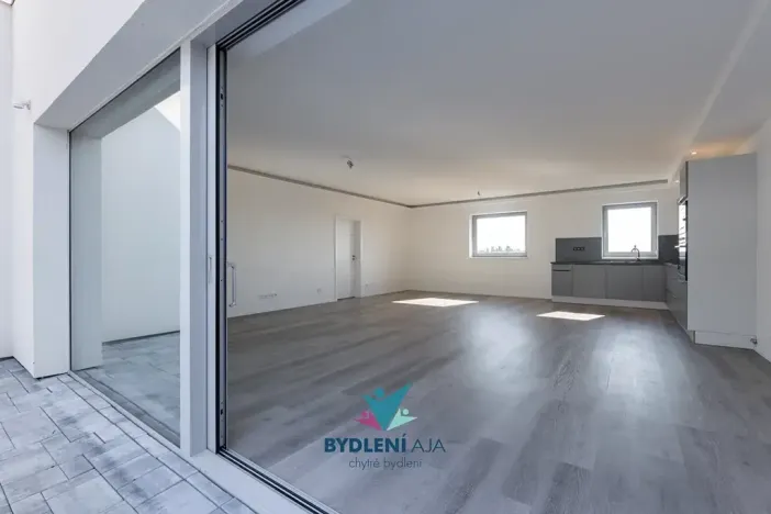Prodej rodinného domu, Dubí, V Aleji, 206 m2