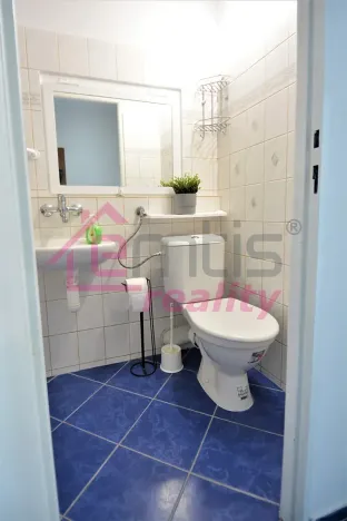 Pronájem bytu 1+kk, Praha - Kobylisy, Kyselova, 25 m2