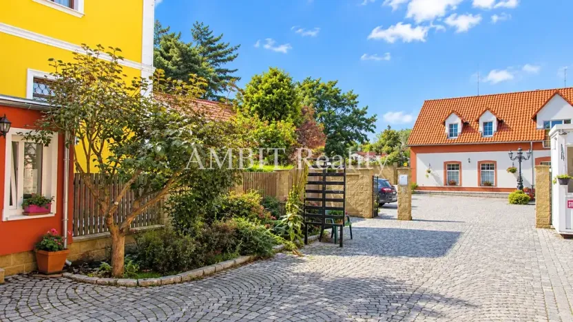 Pronájem kanceláře, Praha - Řepy, Žalanského, 80 m2