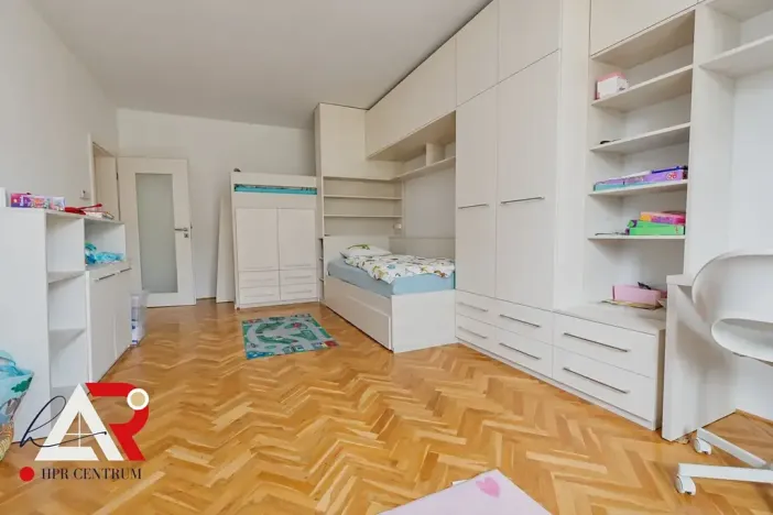 Prodej bytu 3+1, Kuřim, Školní, 102 m2