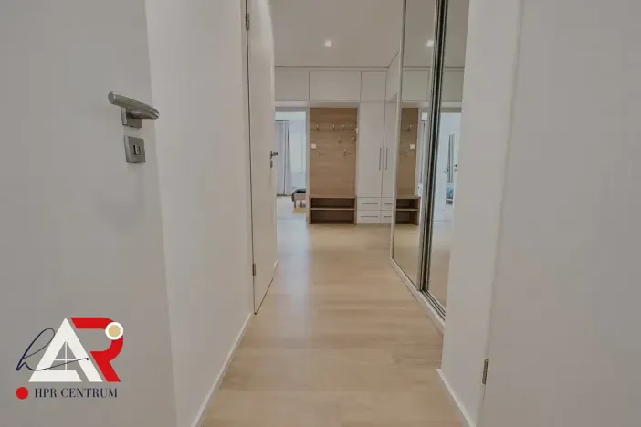 Prodej bytu 3+1, Kuřim, Školní, 102 m2