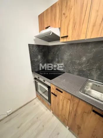 Pronájem bytu 2+kk, Žatec, Dr. Václava Kůrky, 39 m2