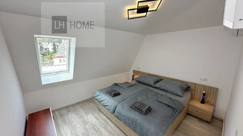 Pronájem bytu 4+kk, Karlovy Vary, 98 m2