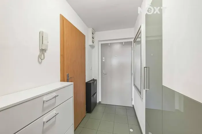 Prodej bytu 1+kk, Praha - Záběhlice, Na Slatince, 31 m2