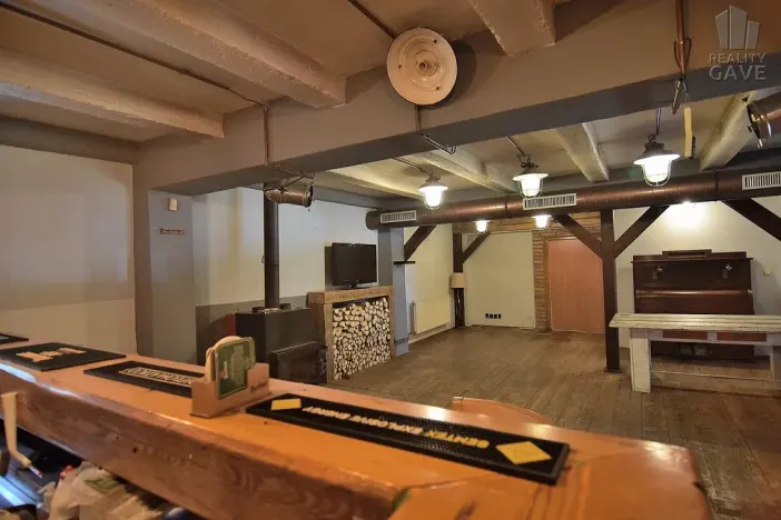 Pronájem restaurace, Čisovice, 181 m2