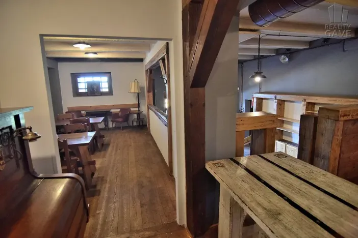 Pronájem restaurace, Čisovice, 181 m2