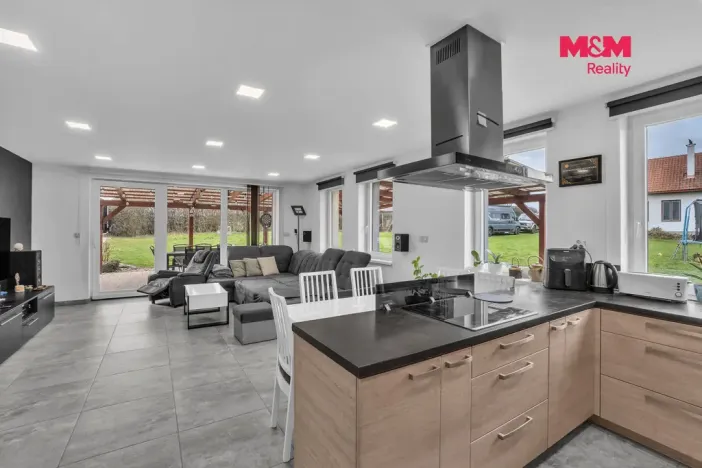 Prodej rodinného domu, Podhradí - Čejkovice, 225 m2