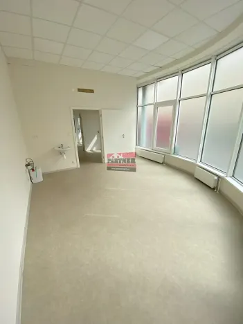Pronájem kanceláře, Tábor, Herlošova, 32 m2