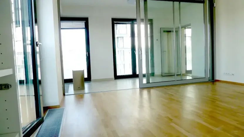 Pronájem bytu 2+kk, Praha - Žižkov, Olšanská, 61 m2