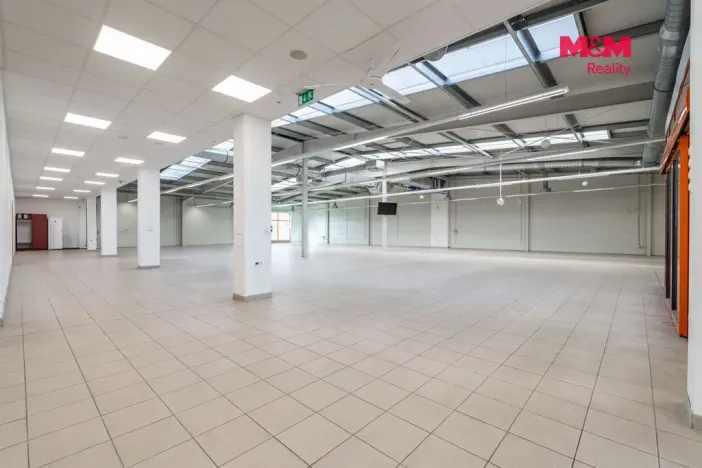 Pronájem obchodního prostoru, Žďár nad Sázavou - Žďár nad Sázavou 1, Brněnská, 1224 m2