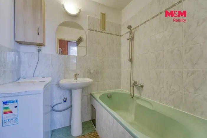 Prodej bytu 3+1, Holýšov, Pod Makovým vrchem, 67 m2