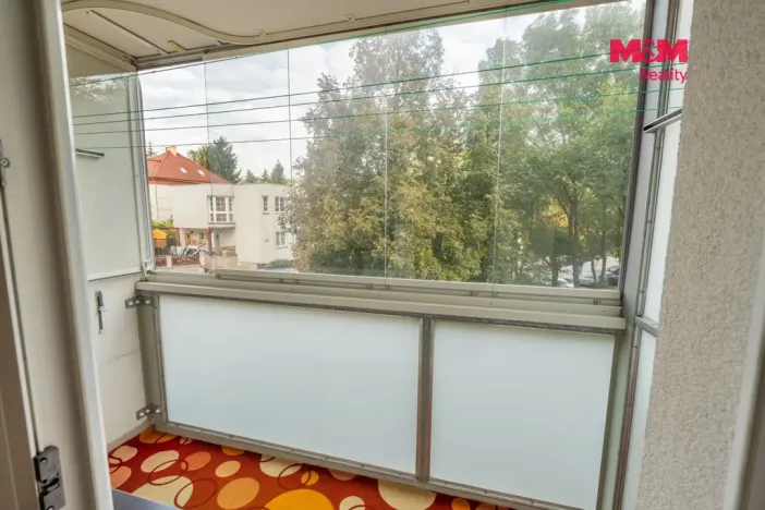 Pronájem bytu 2+1, Praha - Kobylisy, Košťálkova, 55 m2