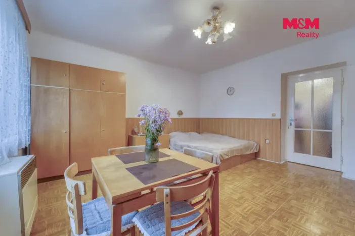Prodej bytu 1+kk, Plzeň - Lobzy, Rokycanská, 30 m2