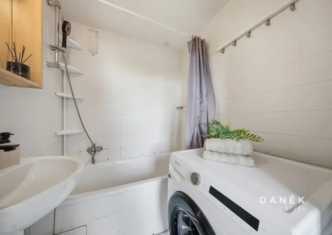 Prodej bytu 2+1, Šlapanice, Brněnská, 59 m2