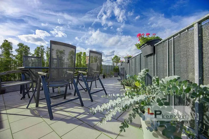Prodej bytu 3+kk, Pardubice - Zelené Předměstí, Pod Vinicí, 111 m2