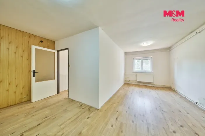 Prodej rodinného domu, Radvanice, 185 m2