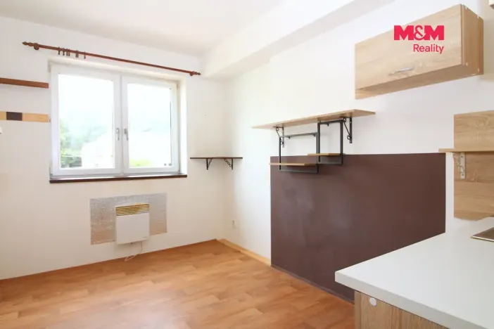 Pronájem, Nový Bor, Smetanova, 12 m2