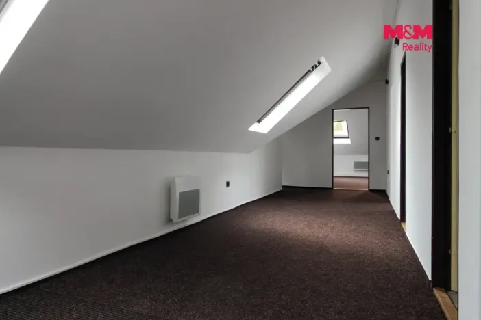 Pronájem kanceláře, Jeseník, nám. Svobody, 40 m2
