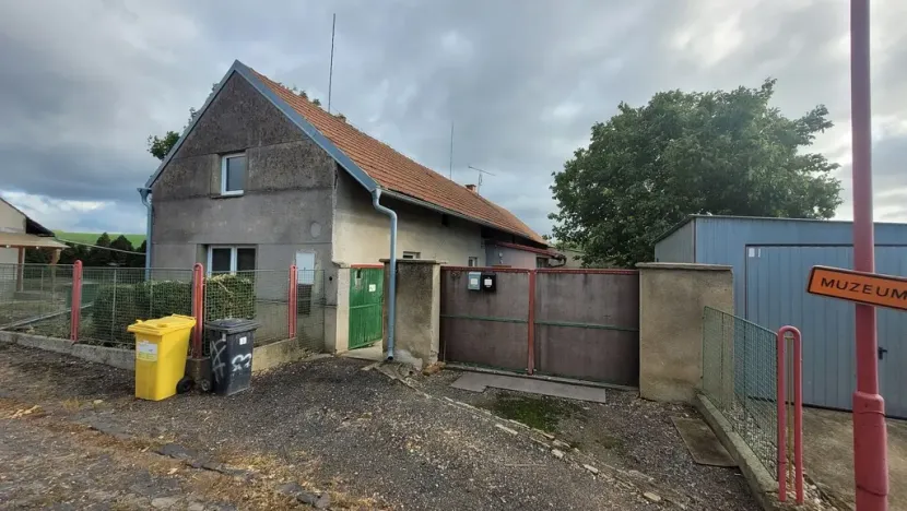 Prodej rodinného domu, Žabovřesky nad Ohří, Ke dráze, 200 m2