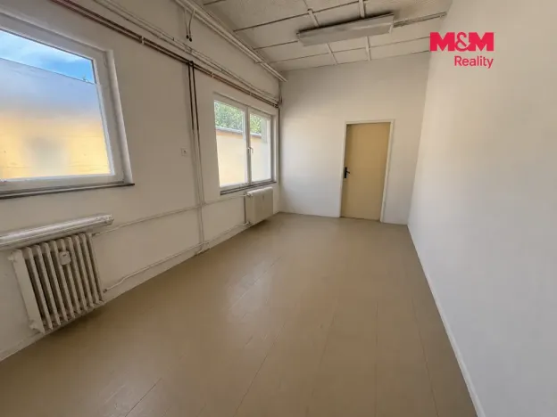 Pronájem obchodního prostoru, Karviná, U Bažantnice, 189 m2