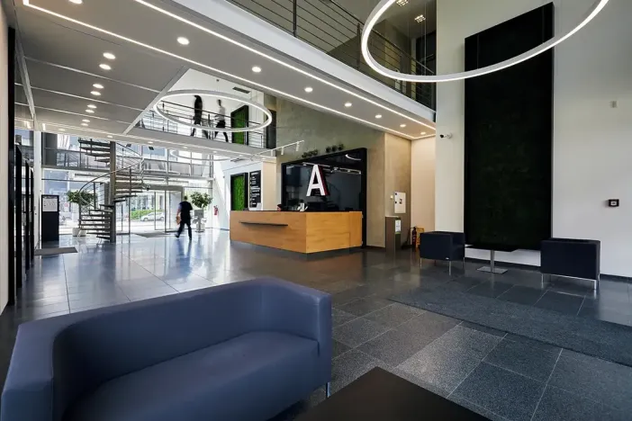 Pronájem kanceláře, Praha - Jinonice, Radlická, 1000 m2