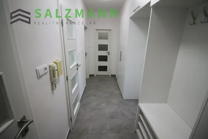 Pronájem bytu 2+1, Plzeň, Koperníkova, 67 m2