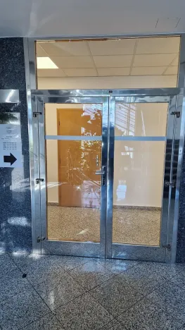 Pronájem kanceláře, Znojmo, náměstí Svobody, 27 m2
