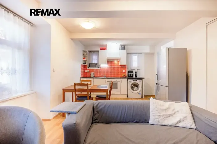 Prodej bytu 2+kk, Praha - Podolí, Doudova, 50 m2