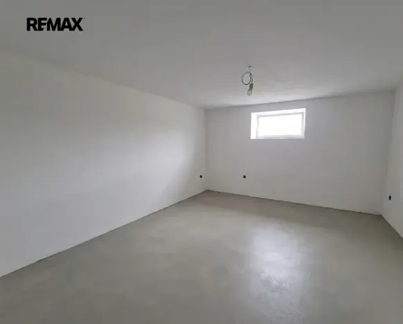 Prodej bytu 3+kk, Moravany, Květná, 108 m2