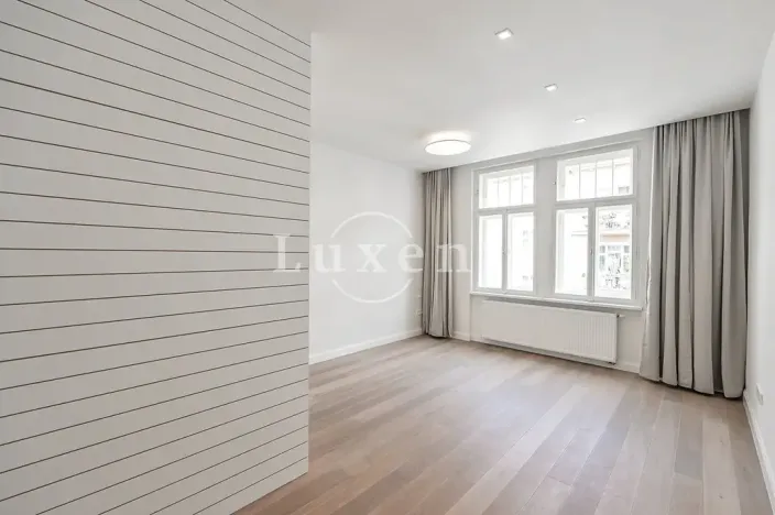 Pronájem bytu 3+kk, Praha - Vinohrady, náměstí Jiřího z Poděbrad, 93 m2