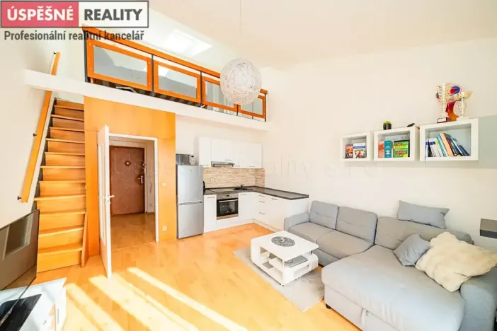 Prodej bytu 1+kk, Praha - Stodůlky, Rotavská, 42 m2