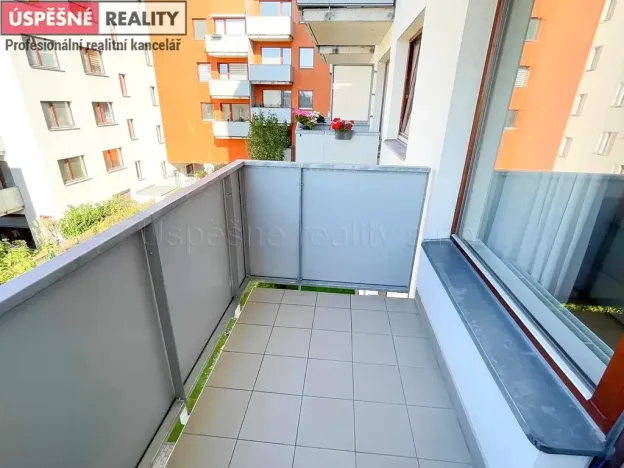 Pronájem bytu 2+kk, Praha - Braník, Na výspě, 52 m2