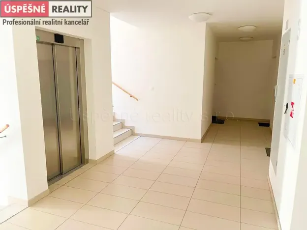 Pronájem bytu 2+kk, Praha - Braník, Na výspě, 52 m2