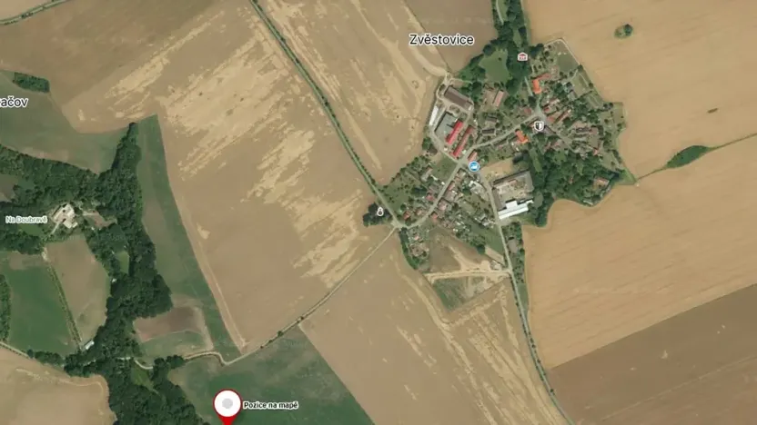 Prodej podílu pole, Zvěstovice, 423 m2