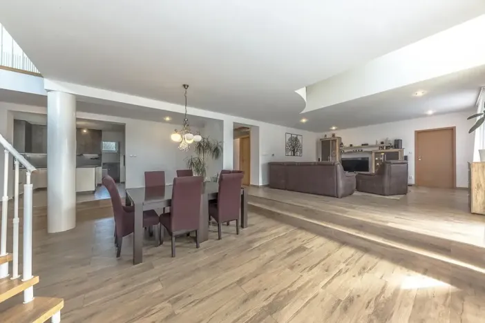 Prodej rodinného domu, Praha - Klánovice, Jeníkovická, 260 m2