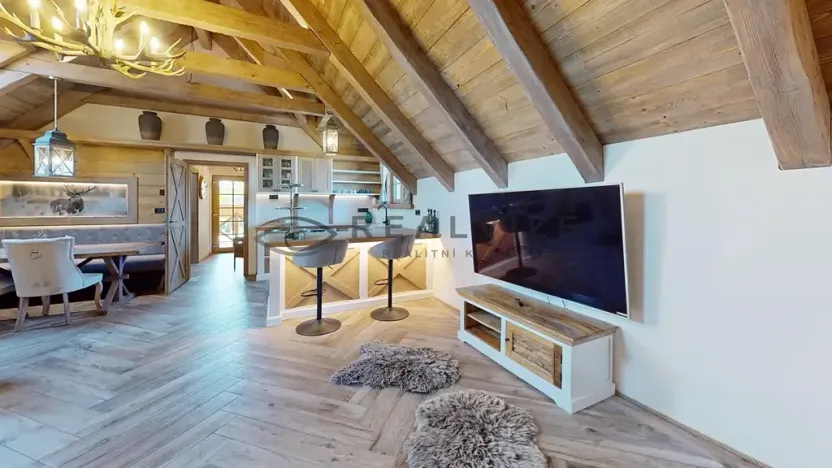Prodej apartmánu, Lipí, 155 m2