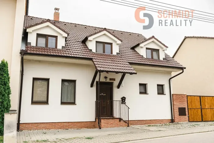 Prodej rodinného domu, Strachotín, Polní, 178 m2